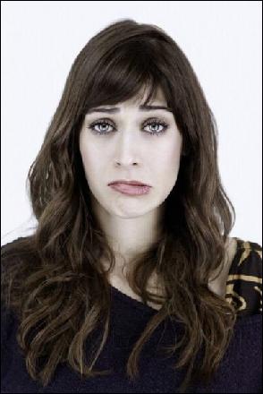 lizzy_caplan026 (396x594, 36 kБ...)